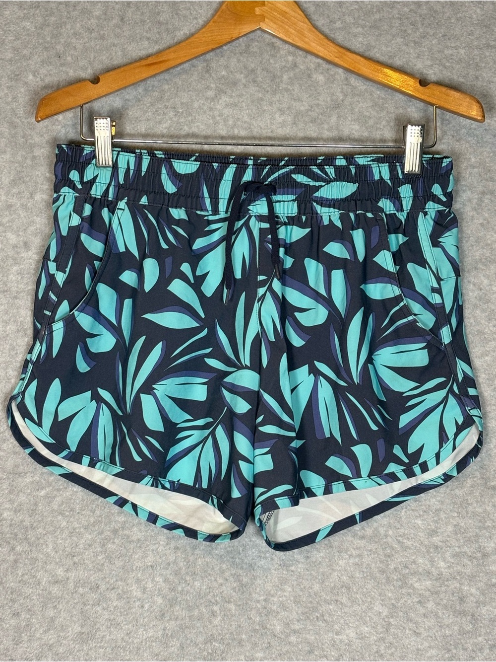 Columbia Sandy River Quick-Dry Printed Water Shorts-Navy/Teal-Women Size Small